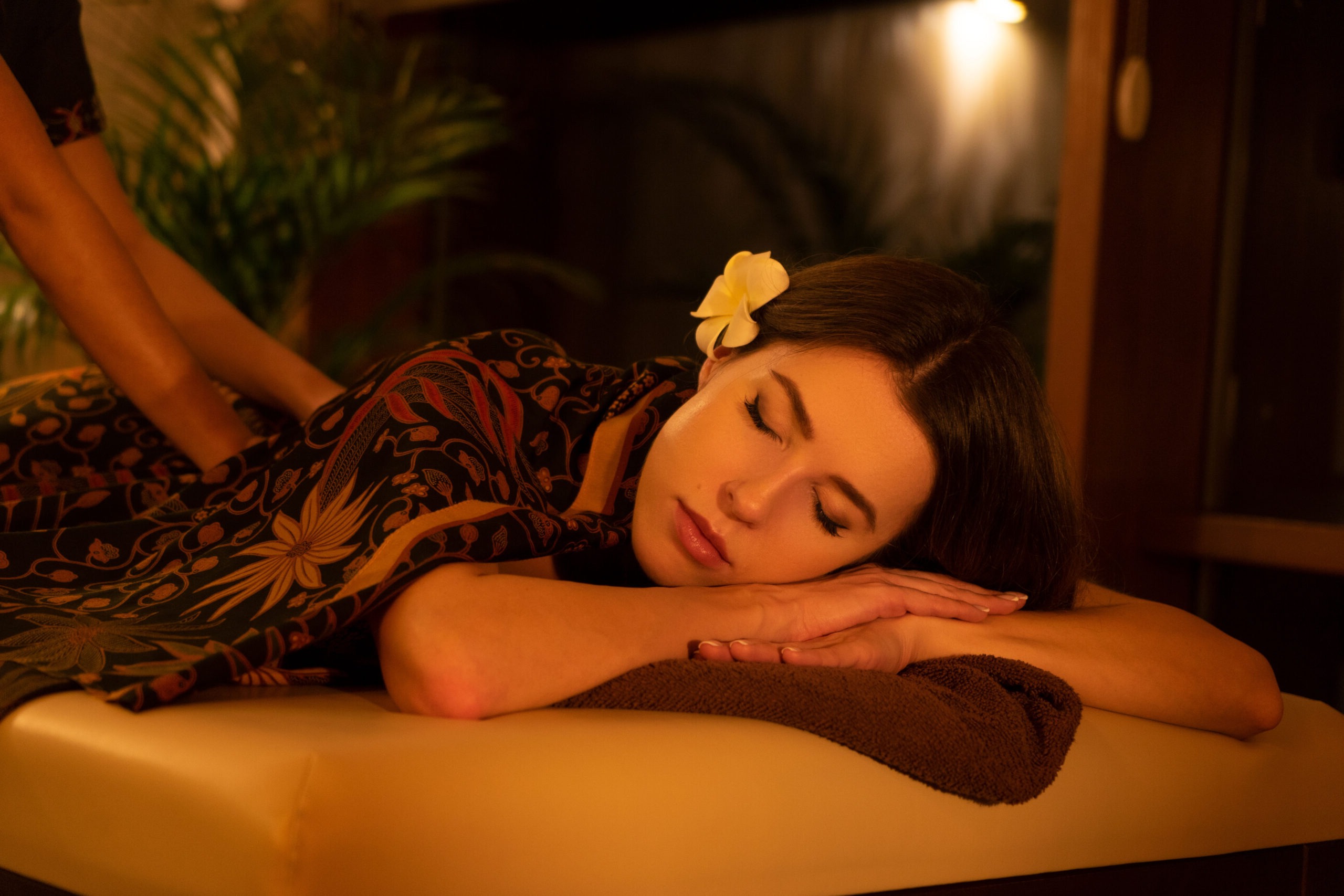 Thai massage Warsaw cracow lodz radom spa massage balinese massage kobido